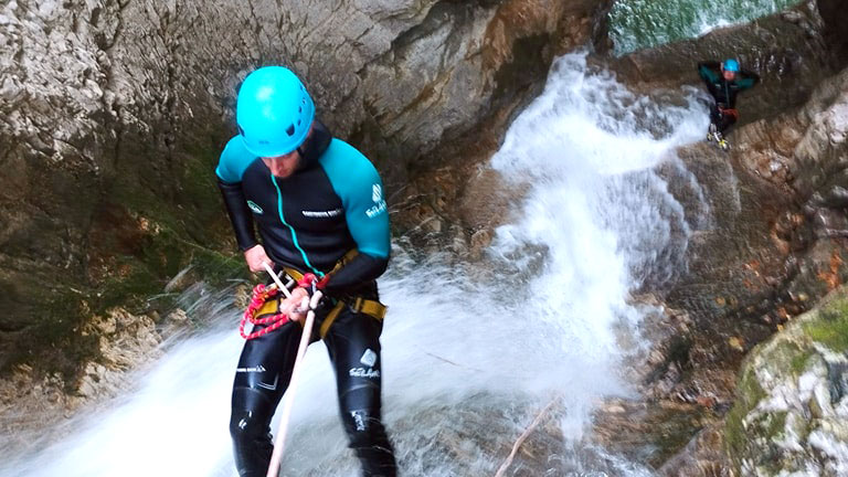 canyon-du-furon-bas-canyoning-school-1-pano