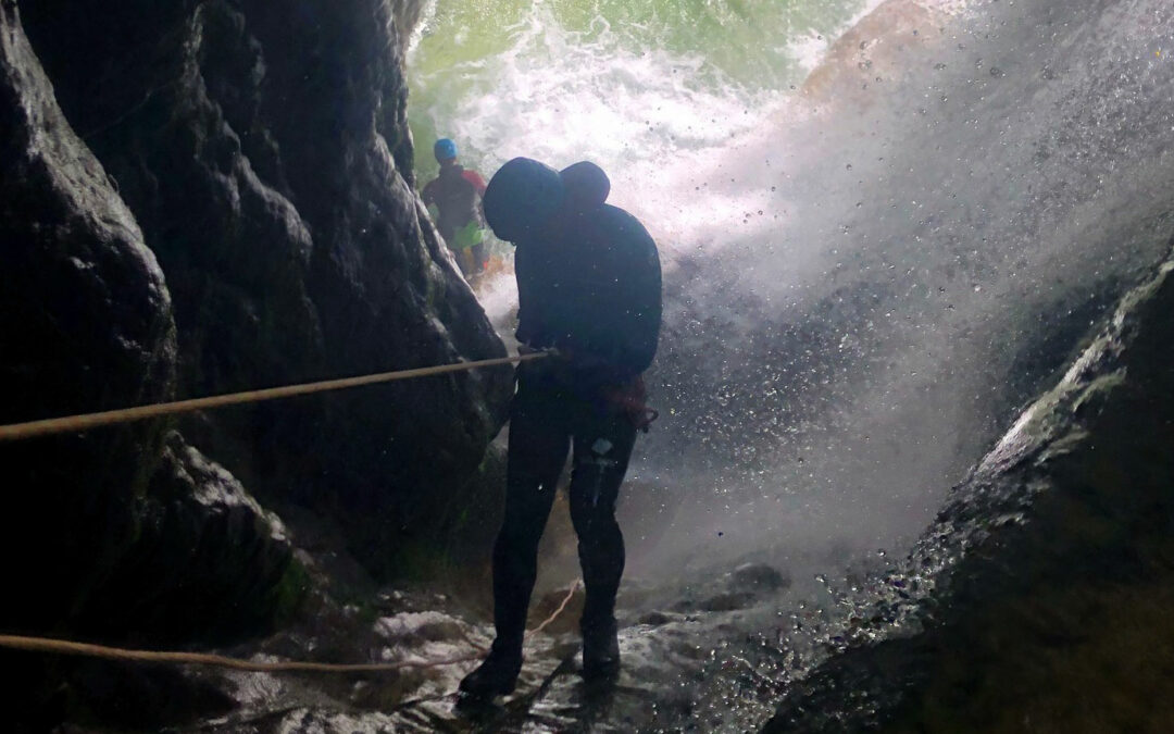 canyon-du-furon-bas-canyoning-school-4-pano