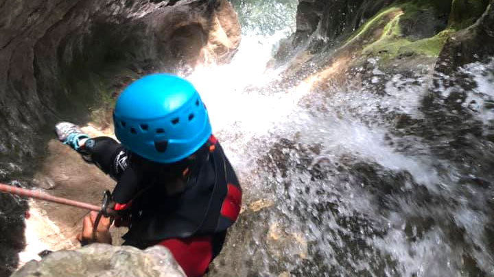 canyon-du-furon-bas-canyoning-school-6-pano