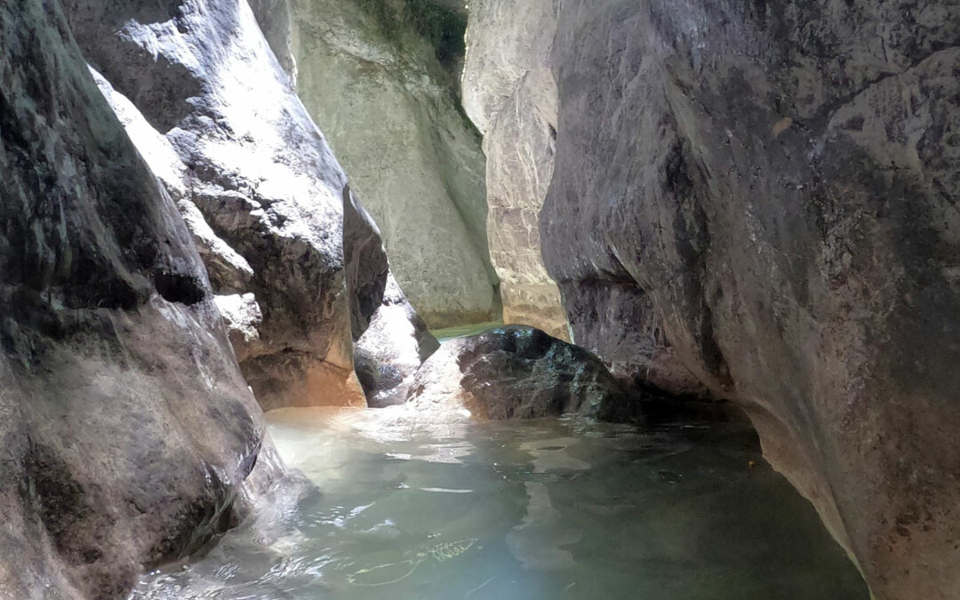 canyon-d-angon-decouverte-canyoning-school-4