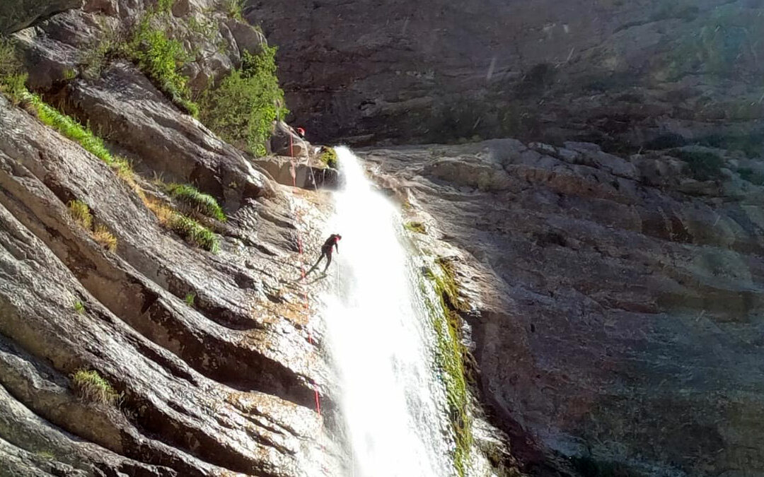canyon-des-ecouges-haut-canyoning-school-2-pano