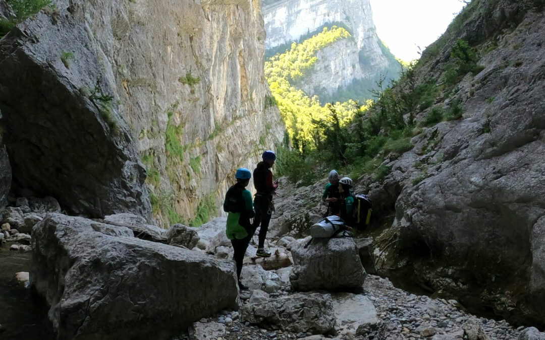 canyon-des-ecouges-haut-canyoning-school-6-pano