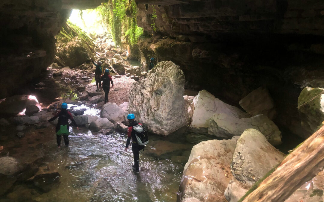 canyon-du-groin-canyoning-school-3-pano