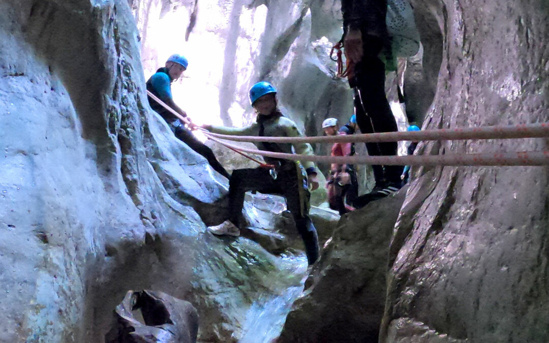 canyon-du-pont-du-diable-canyoning-school-1-pano